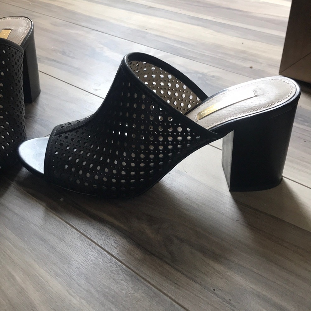 Louise et Cie Valora Laser cut mule block sandal